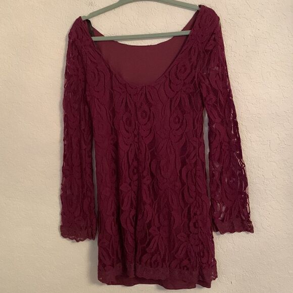 Fire Los Angeles Lace Mini Dress Size M - Picture 2 of 12